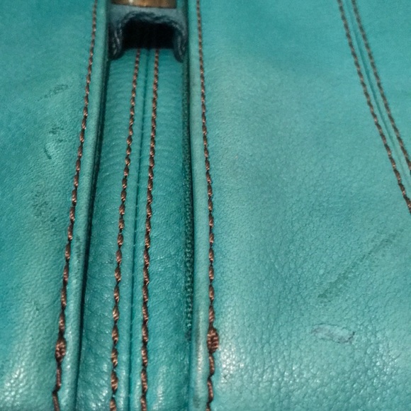 Fossil Teal Green Leather Messenger/ Crossbody Bag - Picture 9 of 16
